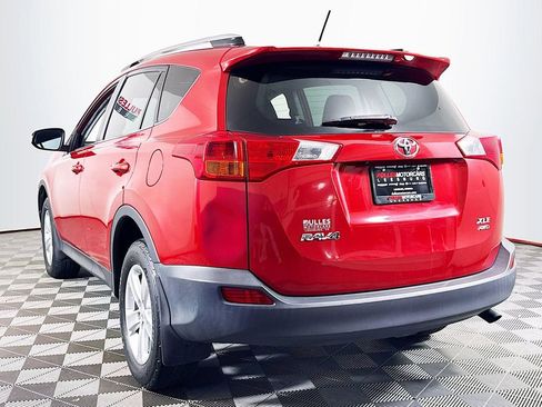 Used 2013 Toyota RAV4 XLE image 5