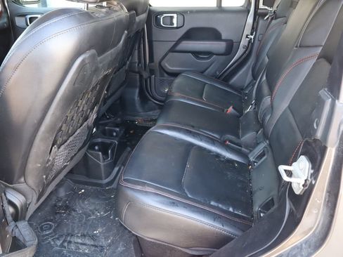 Used 2021 Jeep Gladiator Rubicon AWD/4WD image 5