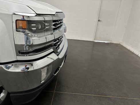 Used 2016 Chevrolet Silverado 1500 LTZ w/ Sport Package AWD/4WD image 2