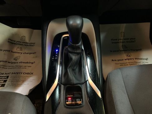 Used 2021 Toyota Corolla SE w/ Carpet Mat Package (TMS) image 24