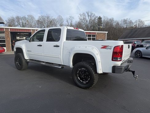 Used 2013 GMC Sierra 1500 SLE w/ Power Tech Package AWD/4WD image 2