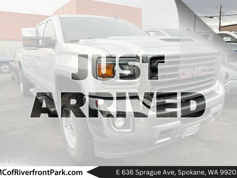 Used 2019 GMC Sierra 2500 SLT w/ Duramax Plus Package image 1