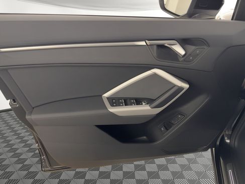 Certified 2025 Audi Q3 2.0T Premium w/ Convenience Package image 14