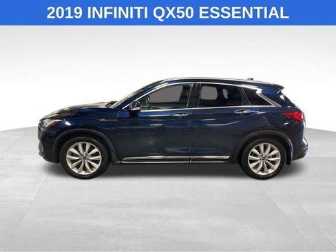 Used 2019 INFINITI QX50 Essential w/ Premium Heat Package image 2