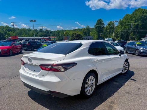 Used 2023 Toyota Camry LE FWD image 4
