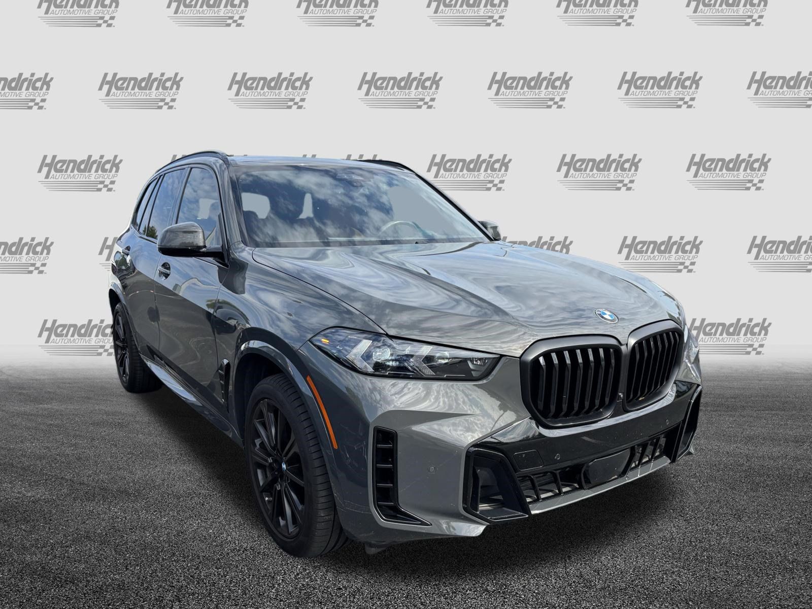 Certified 2024 BMW X5 xDrive40i w/ Executive Package AWD/4WD image 2