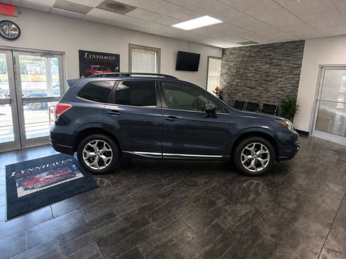 Used 2017 Subaru Forester 2.5i Touring AWD/4WD image 7