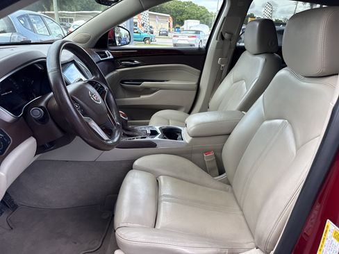 Used 2016 Cadillac SRX Luxury w/ Driver Awareness Package image 9