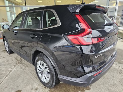 Used 2024 Honda CR-V LX image 3
