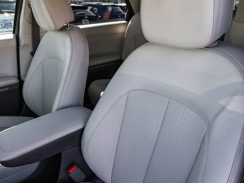 Certified 2023 Hyundai Ioniq 5 SEL w/ Cargo Package image 28