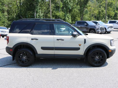 Used 2025 Ford Bronco Sport Badlands w/ Badlands Tech Package AWD/4WD image 9