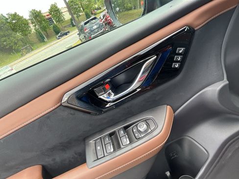 New 2026 Subaru Forester Touring AWD/4WD image 17