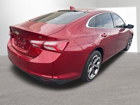 Used 2022 Chevrolet Malibu LT image 4