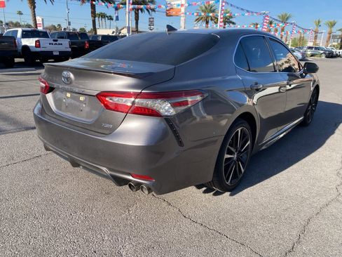Used 2019 Toyota Camry XSE image 6