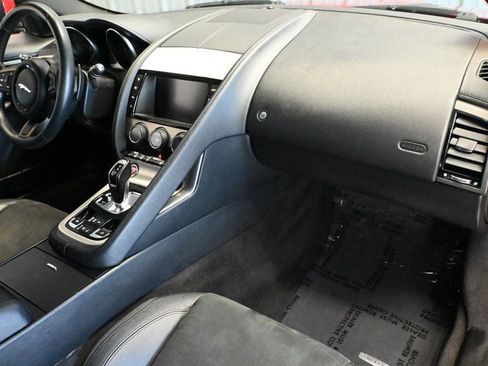 Used 2016 Jaguar F-TYPE Convertible RWD image 11