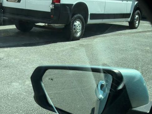 Used 2022 Chevrolet Equinox LT image 23