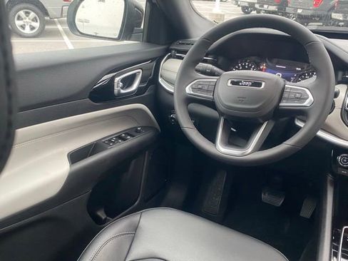 New 2026 Jeep Compass Limited image 31