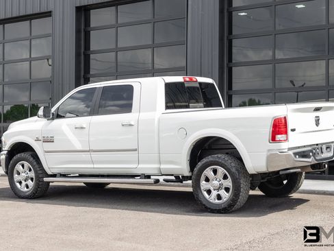 Used 2017 RAM 2500 Laramie AWD/4WD image 6
