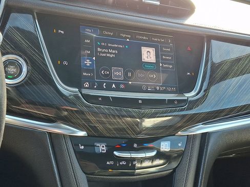 Used 2020 Cadillac XT6 Premium Luxury image 24