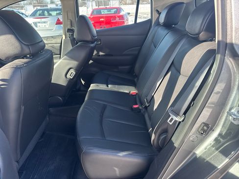 Used 2016 Nissan Leaf SL image 11