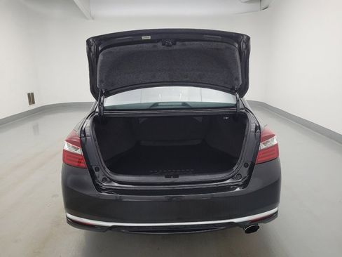 Used 2016 Honda Accord LX image 29