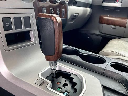 Used 2012 Toyota Tundra Limited w/ Platinum Pkg image 17