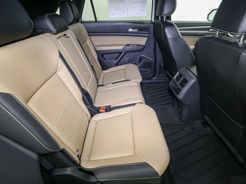 Certified 2022 Volkswagen Atlas Cross Sport SE AWD/4WD image 22