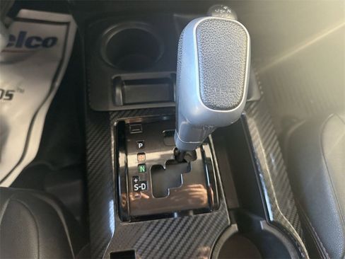 Used 2022 Toyota 4Runner TRD Off-Road Premium image 16