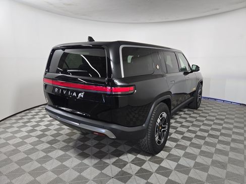 Used 2023 Rivian R1S Launch Edition Quad AWD/4WD image 5