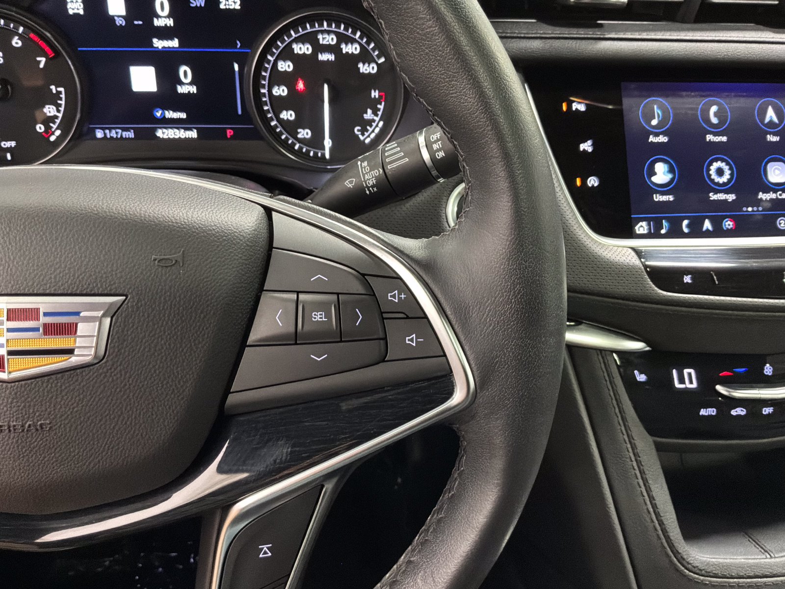 Used 2024 Cadillac XT5 Premium Luxury w/ Technology Package AWD/4WD image 21