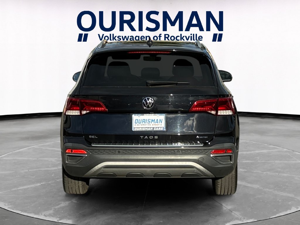 Used 2022 Volkswagen Taos SEL w/ Panoramic Sunroof Package AWD/4WD image 5