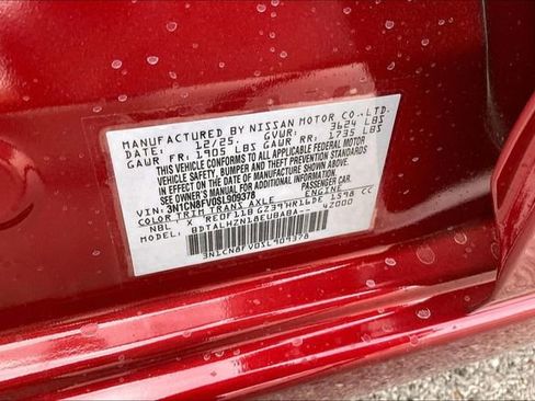 New 2025 Nissan Versa SR w/ Trunk Package image 8