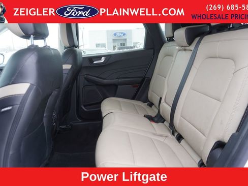 Used 2021 Ford Escape SEL image 10