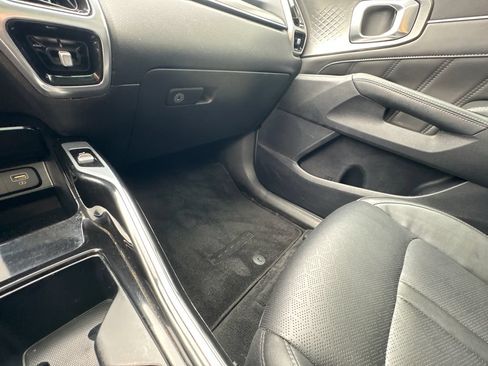 Used 2022 Kia Sorento SX AWD/4WD image 39