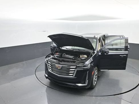 Used 2023 Cadillac Escalade Premium Luxury Platinum w/ Heavy-Duty Trailer Package AWD/4WD image 41