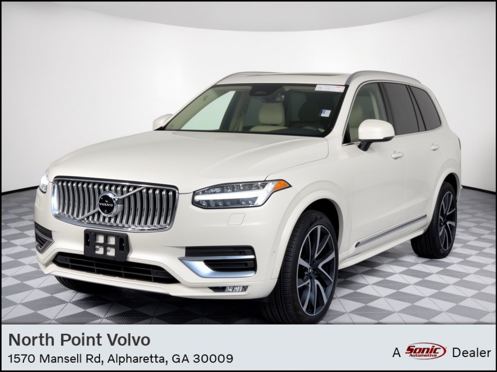 Certified 2025 Volvo XC90 B5 Plus w/ Protection Package Premier AWD/4WD image 1