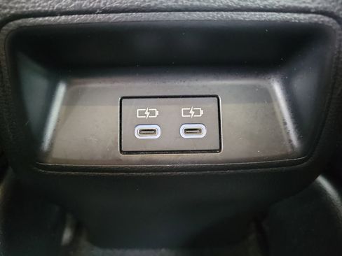 Used 2024 Toyota Corolla LE image 18