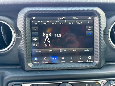 Used 2023 Jeep Wrangler Unlimited Sahara w/ Cold Weather Group image 16