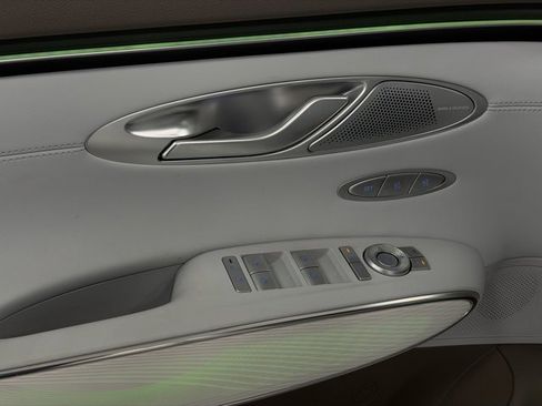 New 2026 Genesis GV70 2.5T Advanced image 12