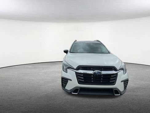 Used 2025 Subaru Ascent Touring w/ Popular Package #1 AWD/4WD image 3