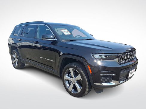 Used 2024 Jeep Grand Cherokee L Limited AWD/4WD image 1
