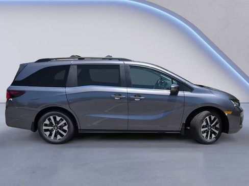 New 2026 Honda Odyssey EX-L image 3