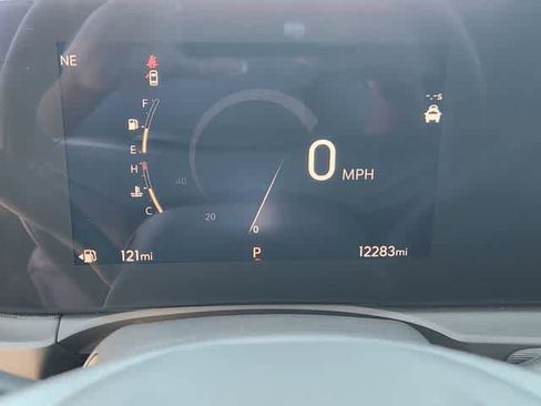 Used 2025 Buick Envista Preferred image 19