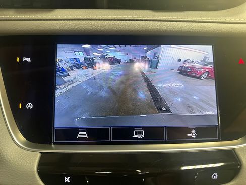 Used 2023 Cadillac XT5 Premium Luxury image 24