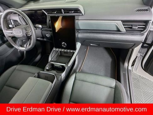 Used 2026 GMC Terrain AT4 w/ Convenience Package III image 25