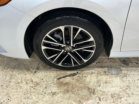 Used 2025 Toyota Camry XLE image 26