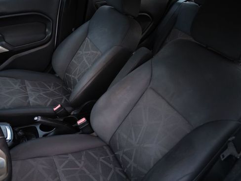 Used 2013 Ford Fiesta SE image 13