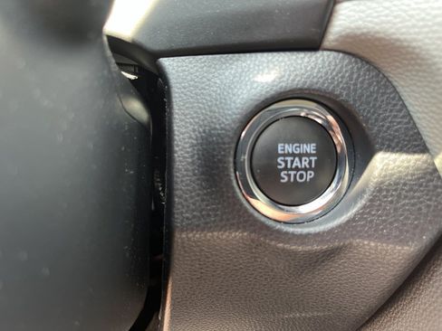 Used 2025 Toyota RAV4 XLE w/ Convenience Package FWD image 15