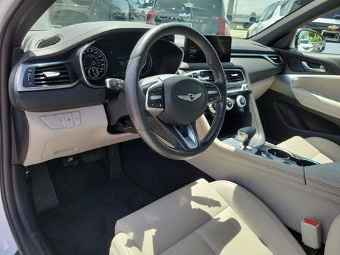 Used 2023 Genesis G70 2.0T RWD image 12