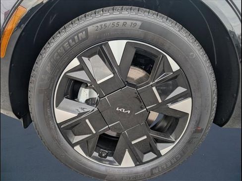 New 2026 Kia Sportage SX image 16